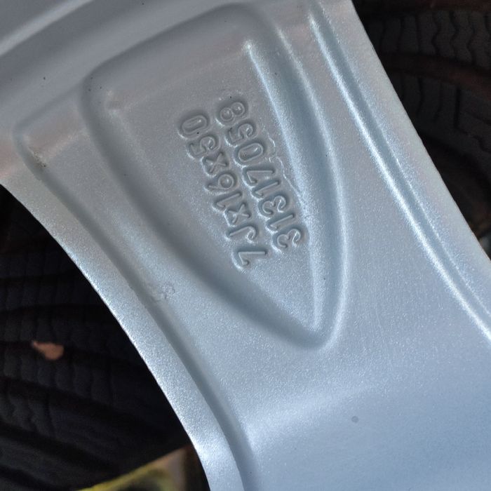 Koła zimowe 16 Volvo V40, V50, V60, S40, S60