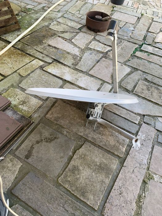 Prato de antena usado