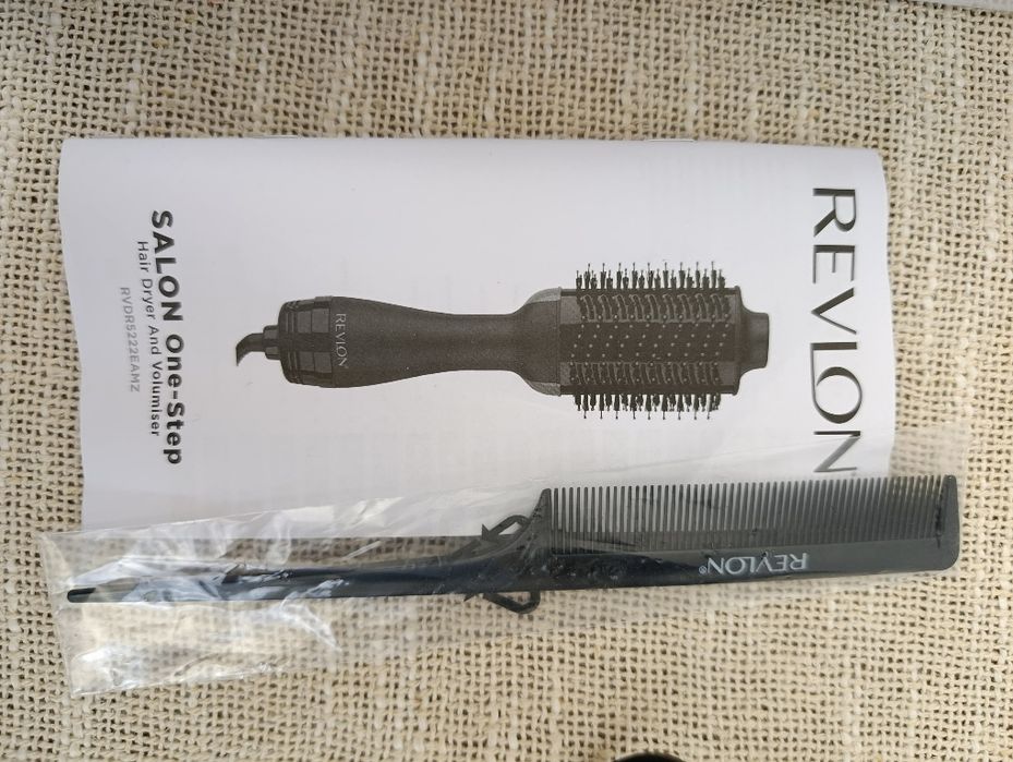 リバラル1【リバラルワン】新品２本 Suszarko-lokówka REVLON Pro Collection Salon One-Step RVDR5282
