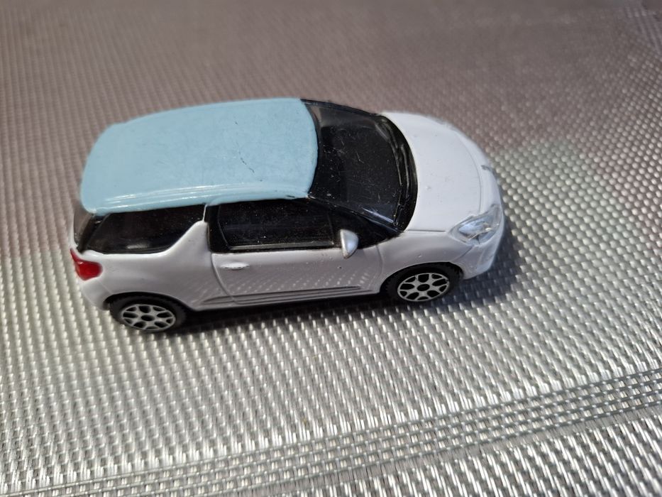 Bburago citroen DS3