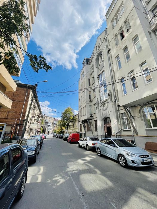 Lux квартира посуточно Харьков с балконом в центре!