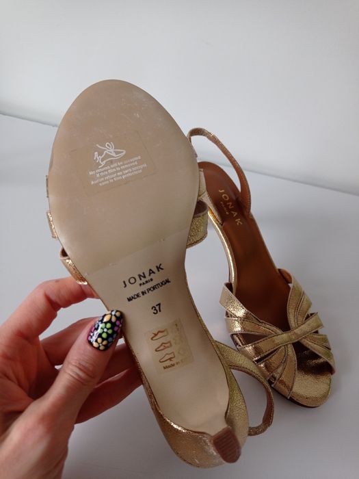 Buty na obcasie Jonak Paris