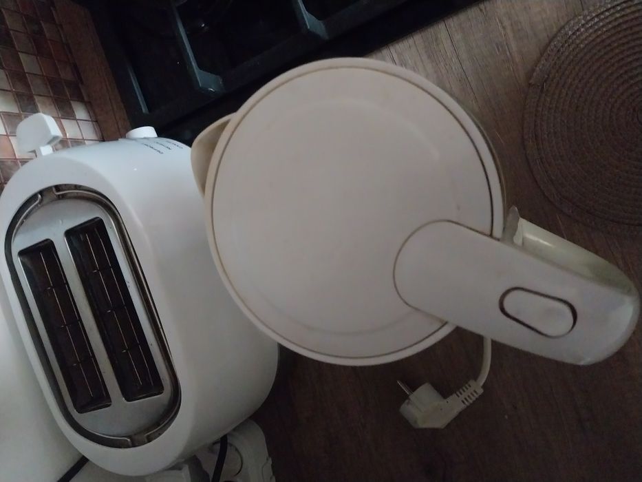 Комплект  тостер + ел. чайник Gorenje