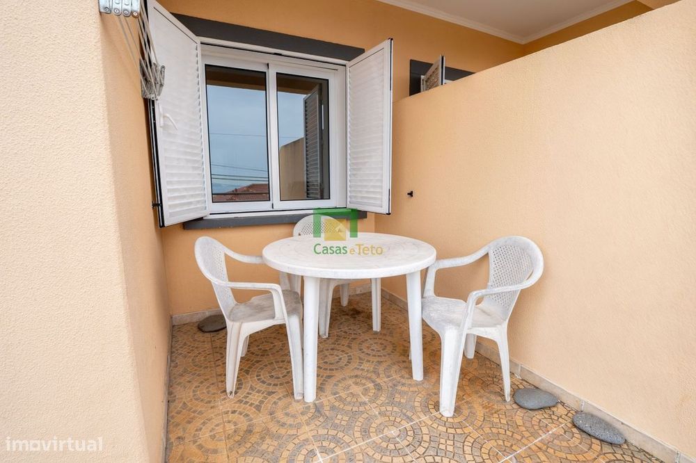Apartamento T1 Santa Cruz