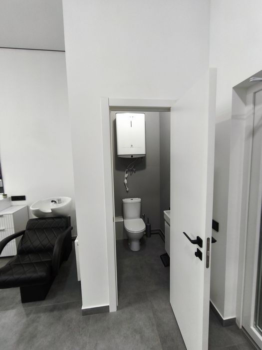 Оренда робочого місця для перукаря, майстра з манікюру, б'юті-майстра