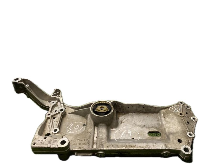 Charriot frente VOLKSWAGEN Golf V (1K1)