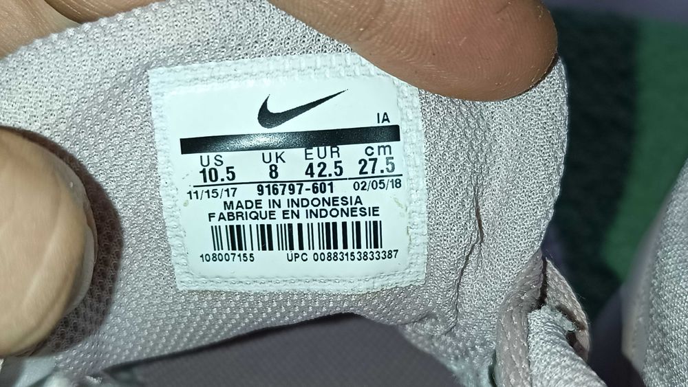 Damskie sneakersy NIKE MD RUNNER 2 ENG MESH r.42.5 stan bardzo dobry