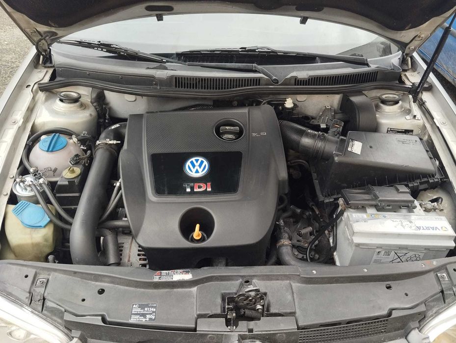 Volkswagen Golf IV 1.9 TDI PD (de livrete) — Motor Cupra BPX 160cv