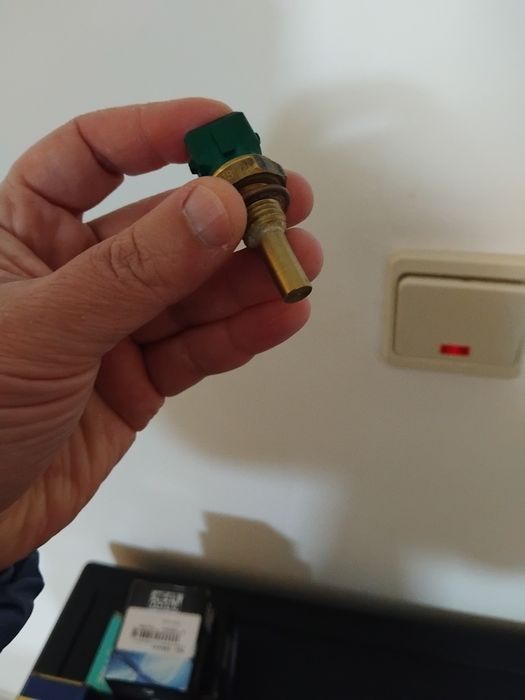 Sensor de Temperatura Peugeot 106