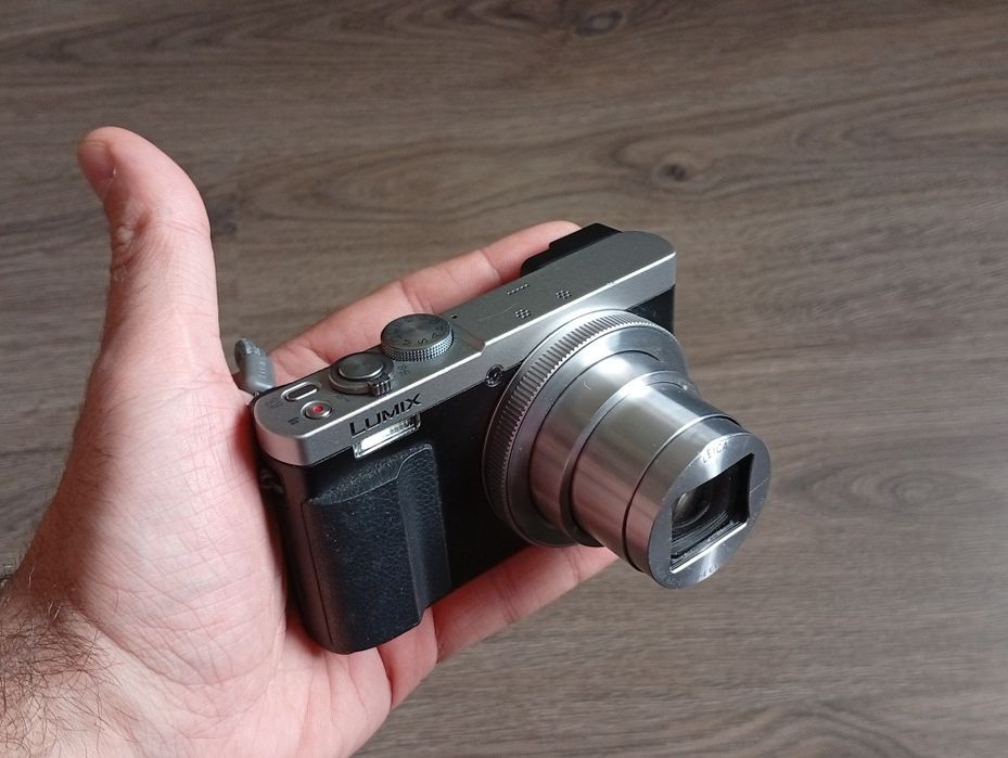 Цифровой фотоаппарат Panasonic lumix DMC-TZ71