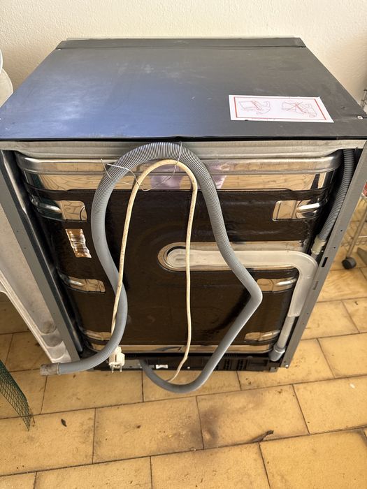 Maquina louça para peças Teka