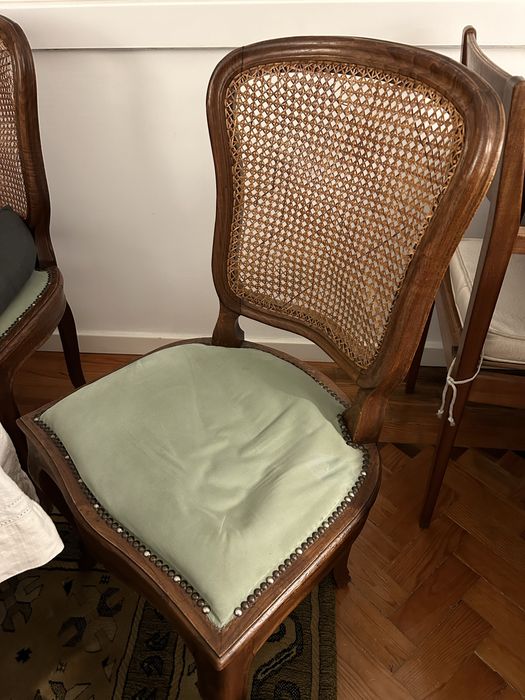 6 Cadeiras madeira com costas em palhinha