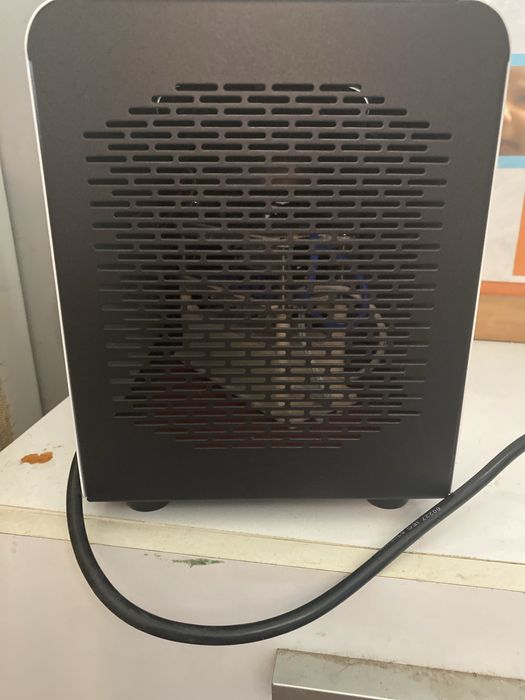 Gerador de Ozono Profissional / Máquina de Desinfeção de Ar ("Air Disinfector") – Nunca Usado