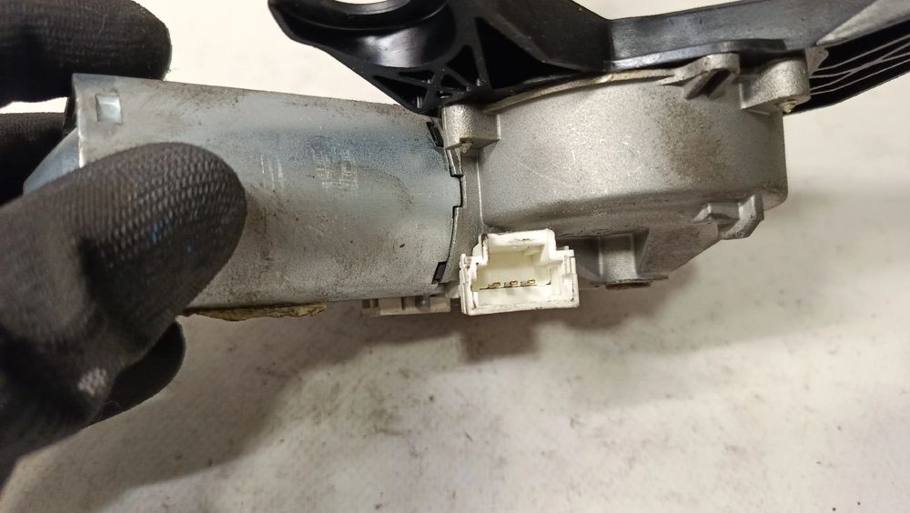 Motor limpa vidros trás NISSAN Micra IV (K13)
