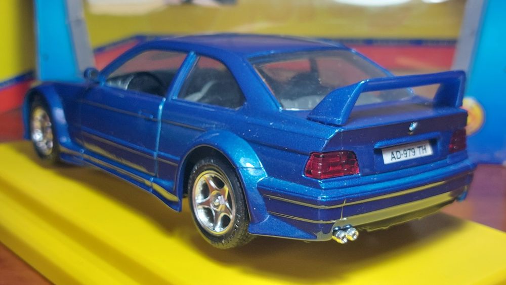 Bburago BMW M3 1:24