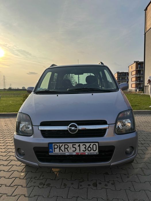 Samochód osobowy Opel Agila