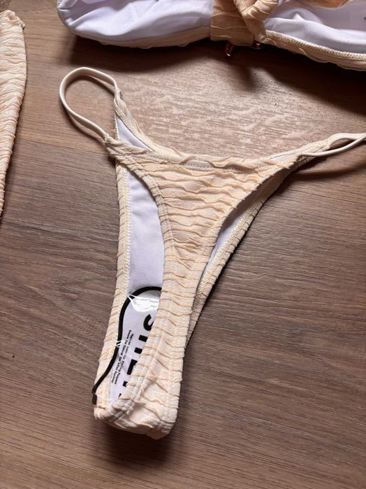 Conjunto de biquini 3 peças novo