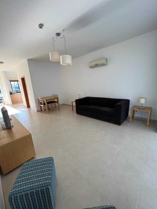 Apartamento T1 mobilado e equipado Palmela Village - Condominio Privado