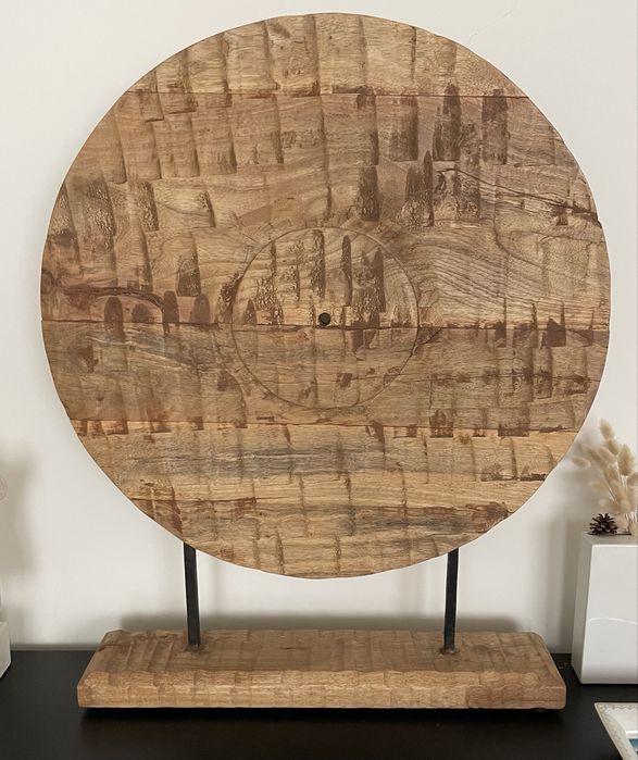 Statue - SOL in Solid Wood