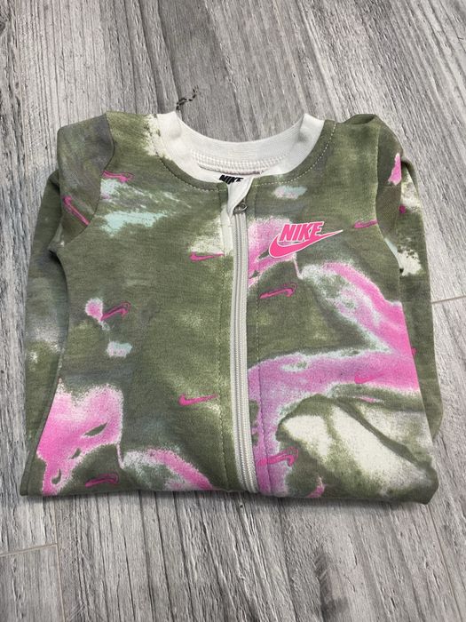 Nike śpioszki pajac 50-56 cm
