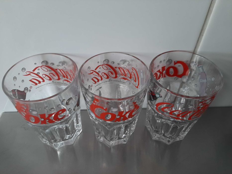 Três copos "Coca-Cola" bom estado