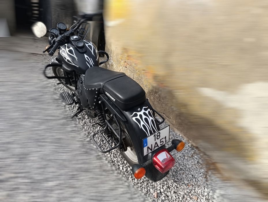 Keeway Superlight 125
