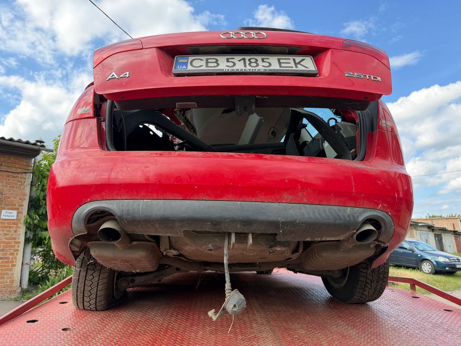 Audi A4 B7 після ДТП