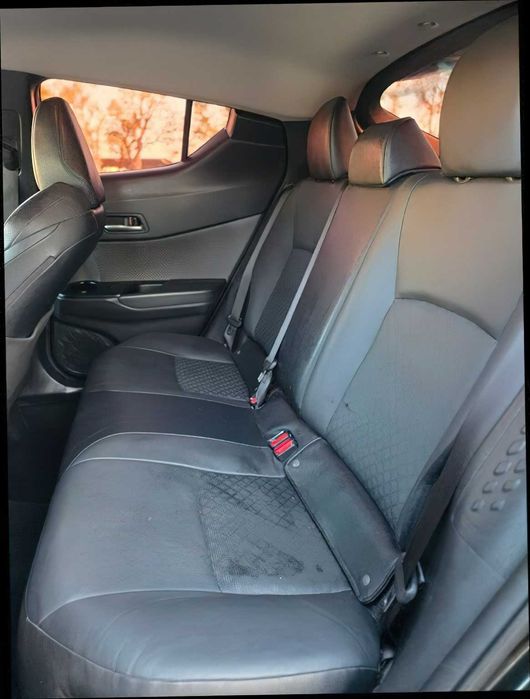 Toyota C-HR      2022