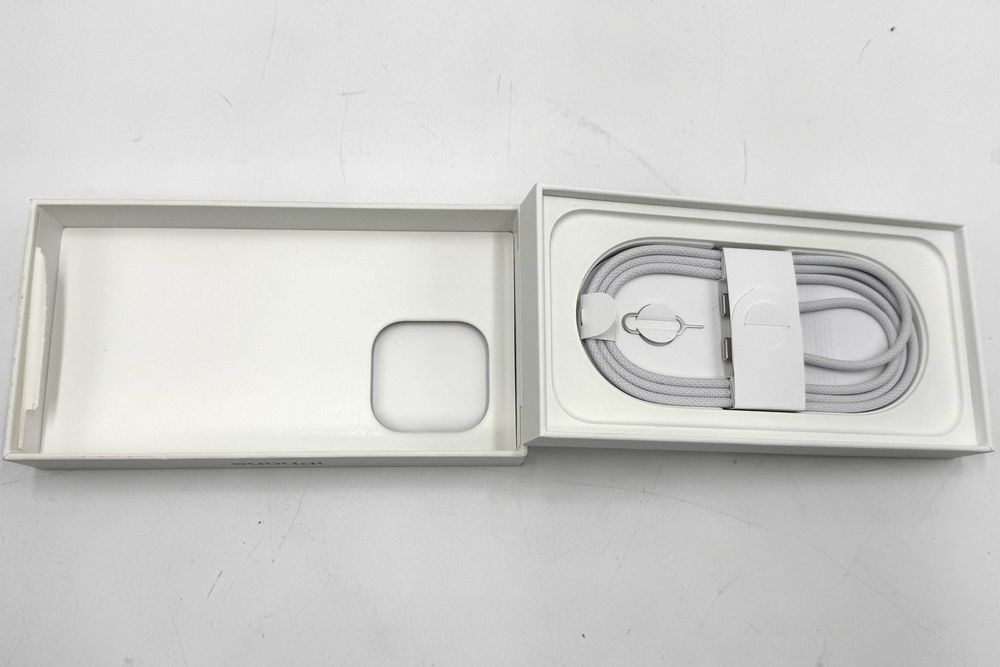 iPhone 16 Pro 128GB Natural Titanium FV Gwarancja!