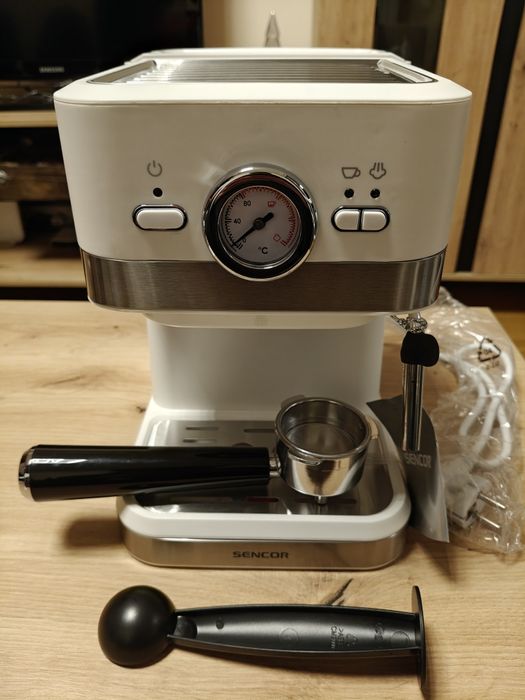 Ekspres do kawy SENCOR