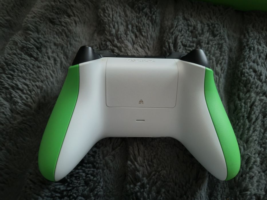 Kontroler Xbox One/Series - Velocity Green