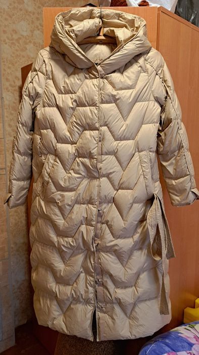 Продам пуховик с утиным пером