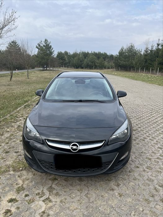 Opel Astra J Sports Tourer
