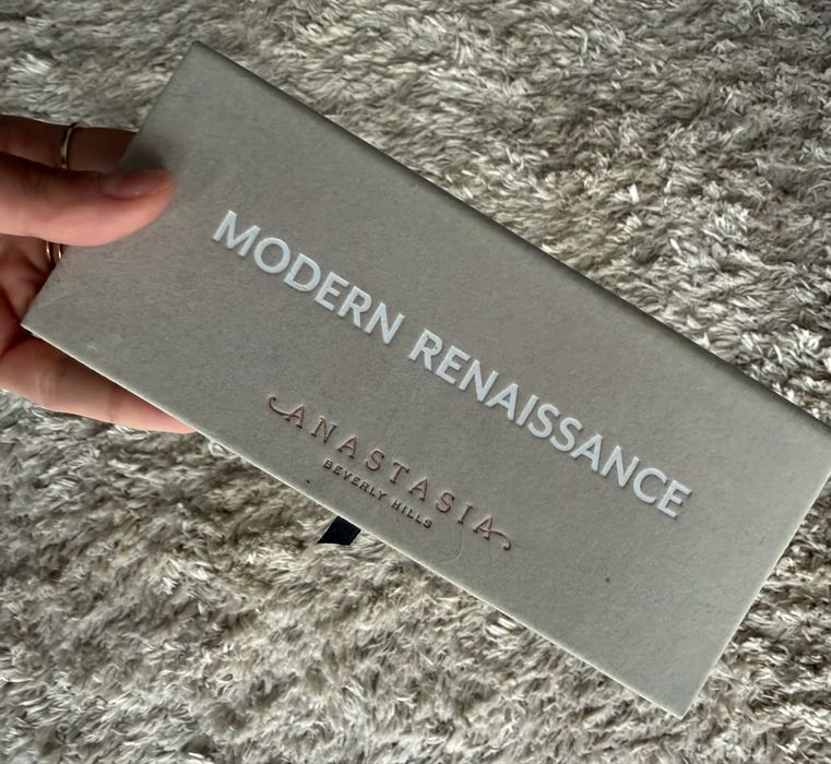 Cienie do powiek Anastasia Modern Renaissance