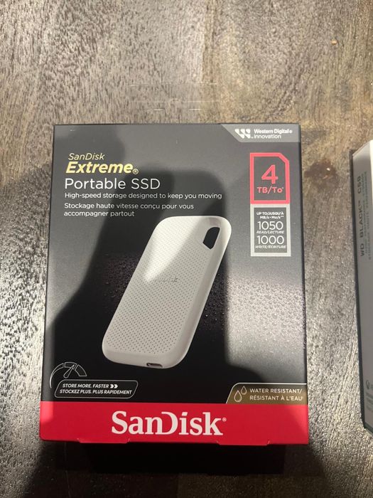 Nowy Sandisk Extreme Portable 4TB  Biały
