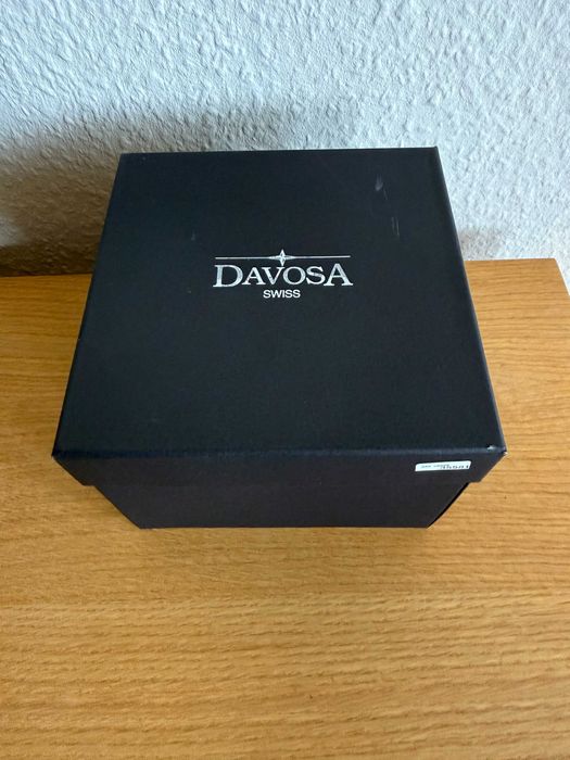 Zegarek męski Davosa 161.530.50 Newton Pilot Automatic