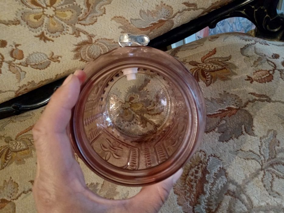 Słój z kranem na lemoniade