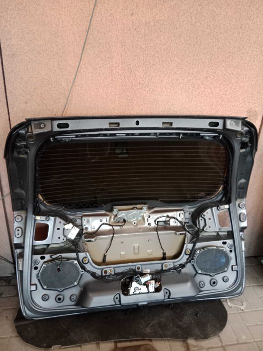 Klapa bagażnika Chrysler Pacifica 16-21r różne kolory