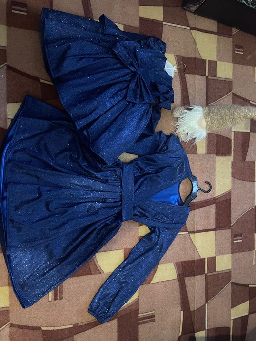 Святкова сукня для мами та маленької принцеси