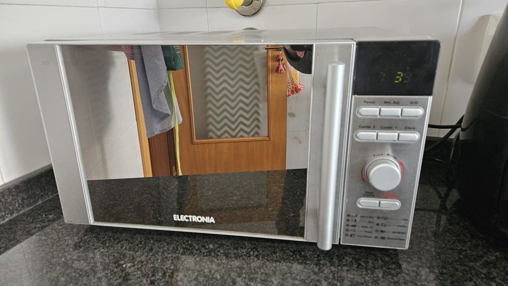 Microondas Electronia