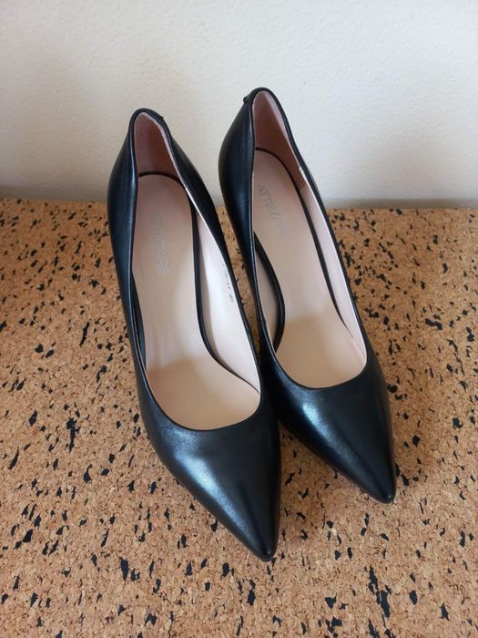 Шкіряті туфлі ATTIZARE