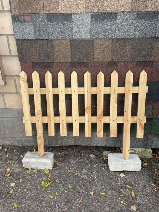 Лавочки, столики, ящик для квітів. Сезонний розпродаж