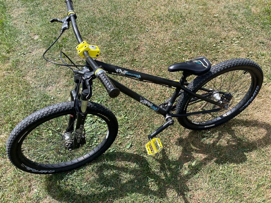 Трюковий велосипед YT industries 024