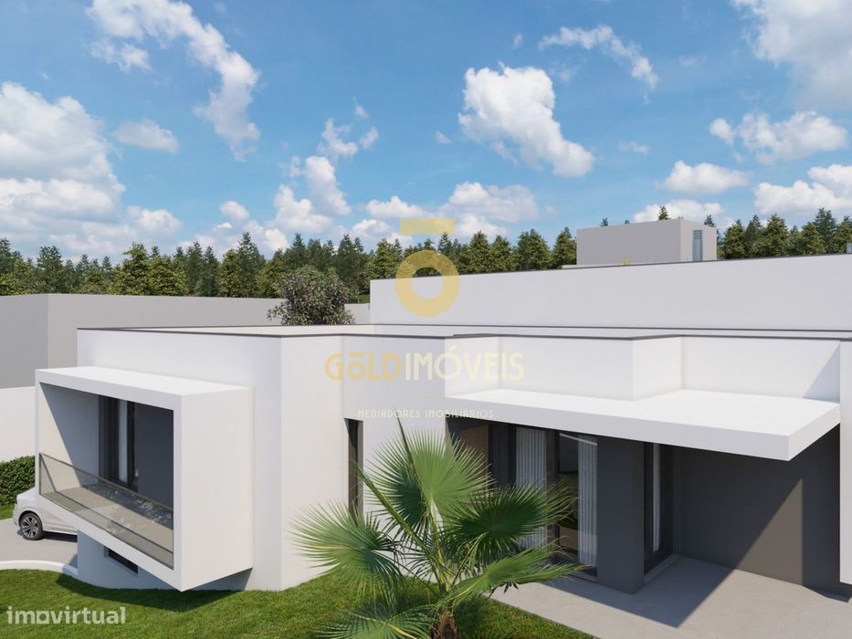 Moradia Geminada T3 Venda em Santa Maria da Feira, Travanca, Sanfins e