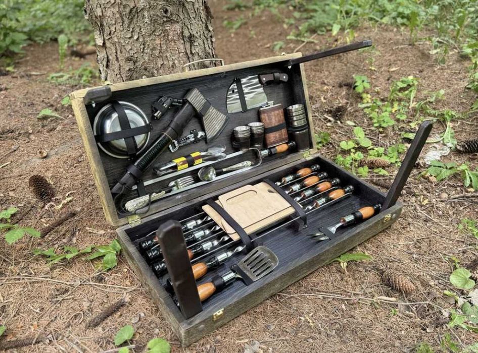 НЕЙМОВІРНИЙ подарунковий набір шампурів в кейсі! Для справжніх Героїв!