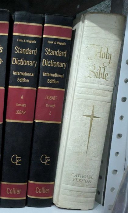Ediçao Completa - Colliers Encyclopedia + Dicionario + Biblia