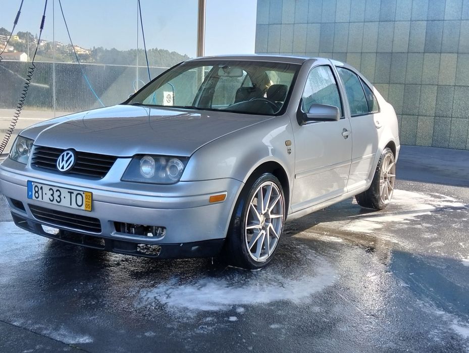 Particular  vendo varato