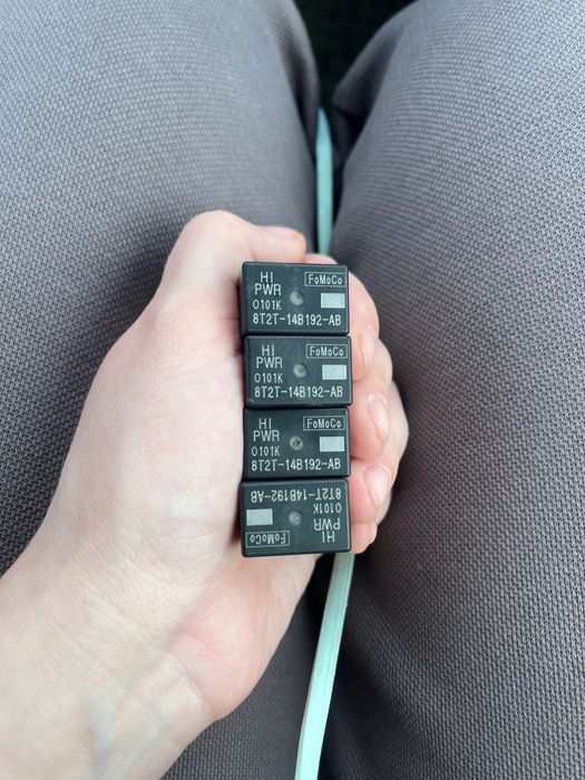 Роле до Ford, 4 штуки