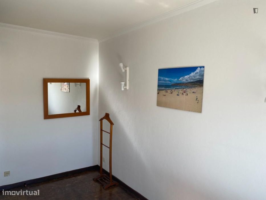 Quarto - localizado em Cascais Lisbon