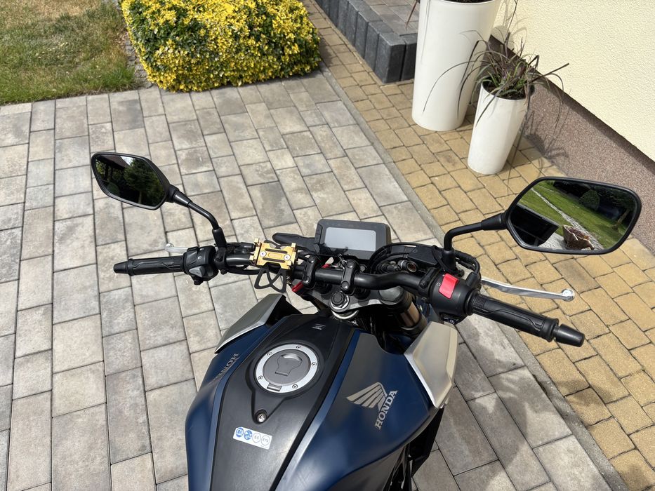 Honda cb125r niski przebieg